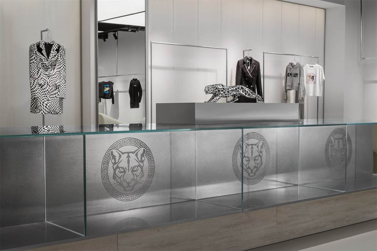 Fashion Clothing Store Interior | Display Furniture Custom Fashion Clothing Store Interior | Display Furniture Custom